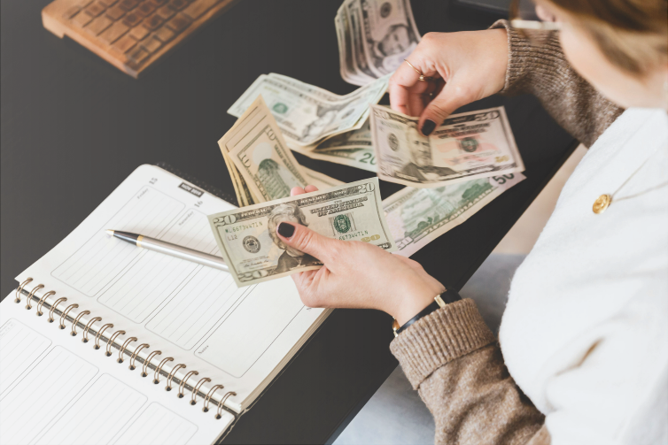 Make Money While Traveling the World